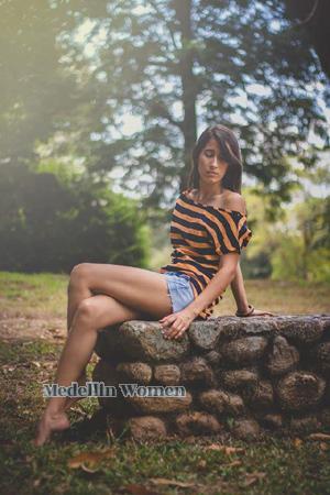 153599 - Alejandra Age: 31 - Venezuela