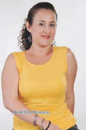 157160 - Maryory Age: 44 - Colombia
