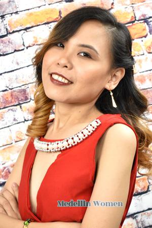 215578 - Regine Age: 29 - Philippines